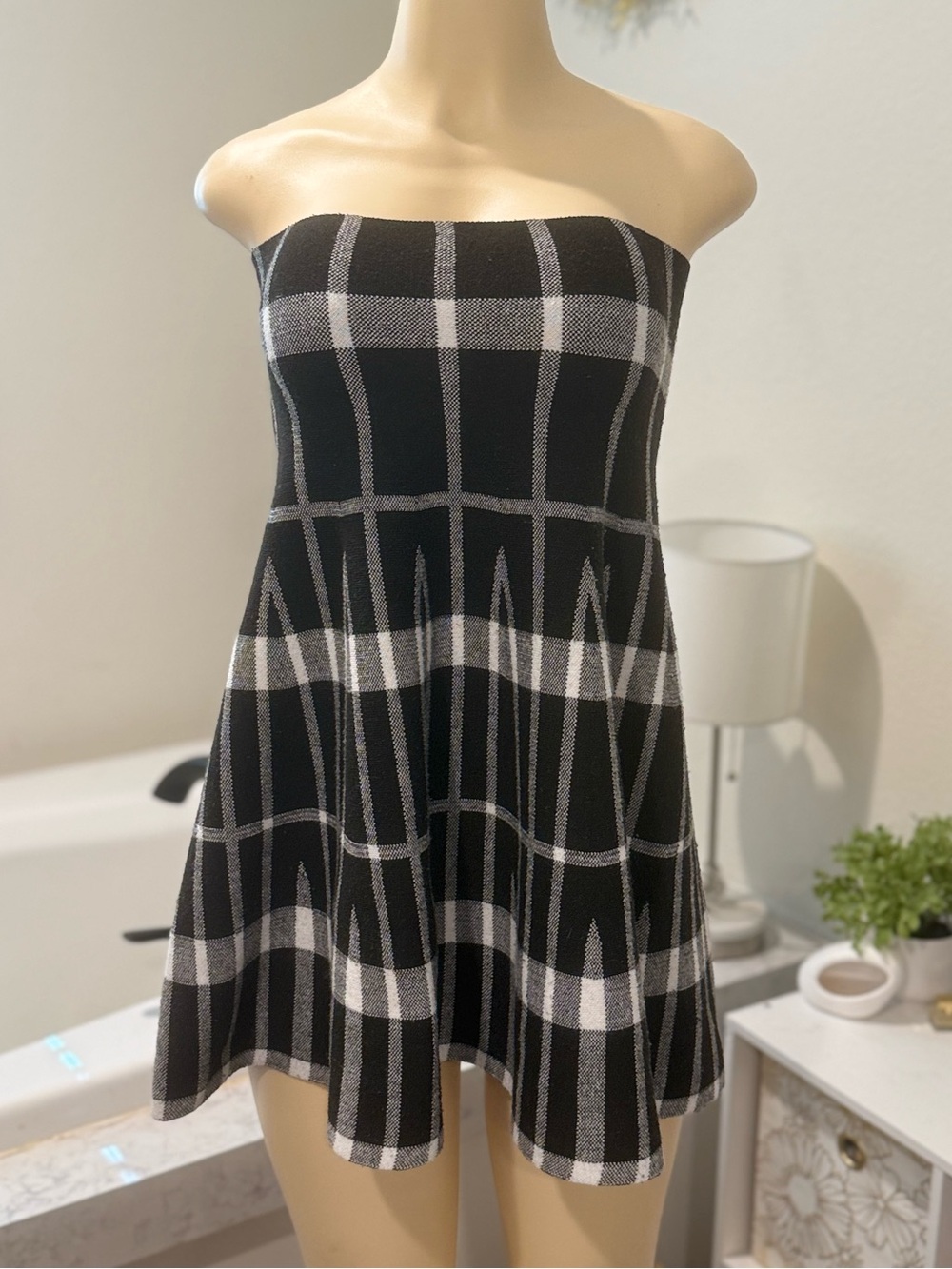 Lark + Grey Black & Gray Plaid Convertible Strapless Dress / Skirt – Size Large